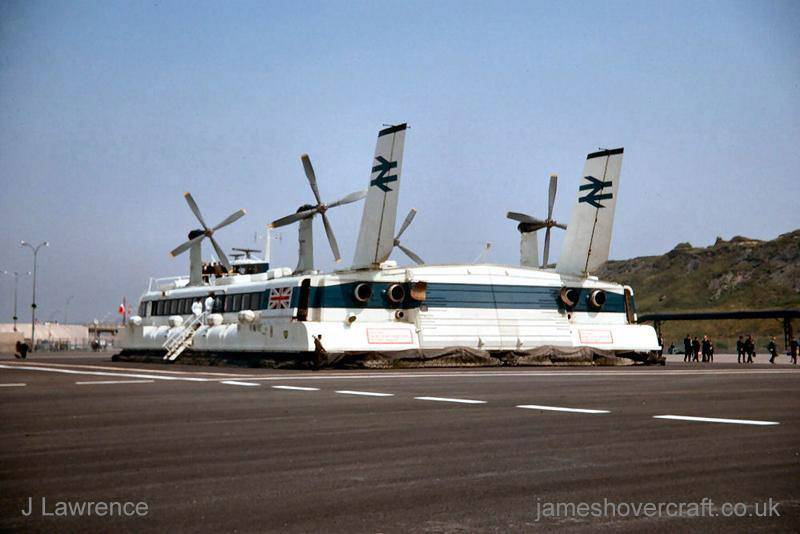 The SRN4 with Seaspeed in Calais - Closeup of the rear of the craft (Pat Lawrence).